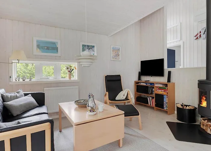 1606-aakirkeby-boesparken-4-a *